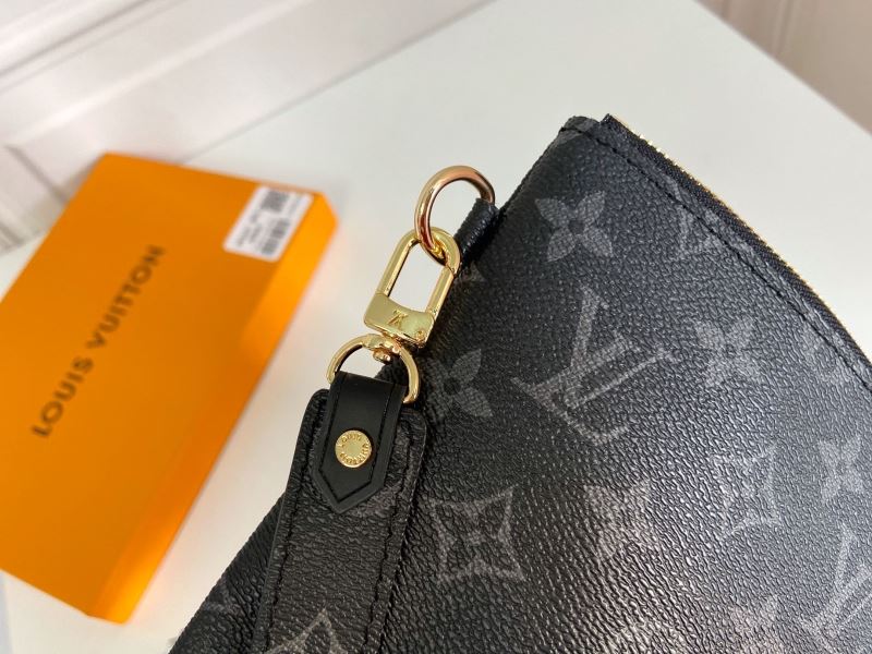 Mens Louis Vuitton Clutch Bags